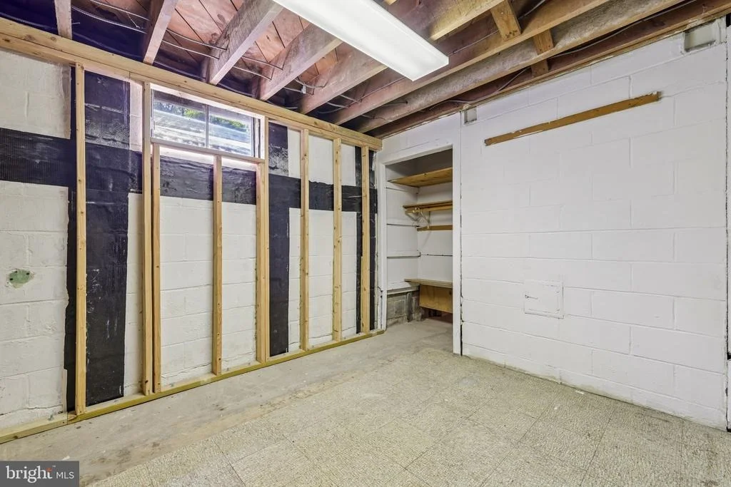 Photo of 816 MEADOW ROAD