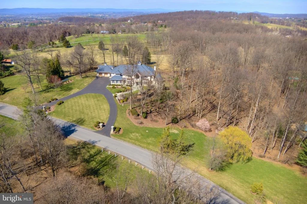 Photo of 40436 BEACON HILL DRIVE