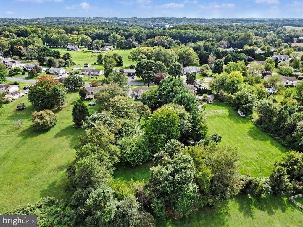 Photo of 132 MACINTOSH DRIVE
