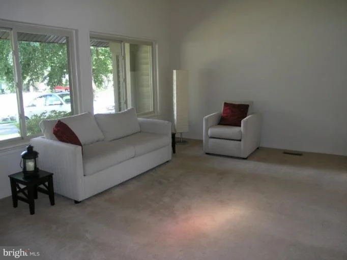 Photo of 6826 VANTAGE DRIVE