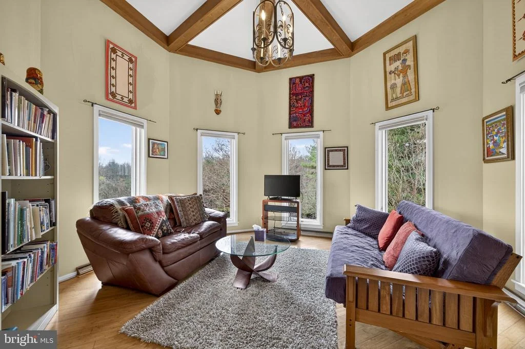 Photo of 3850 COBBLER MOUNTAIN ROAD