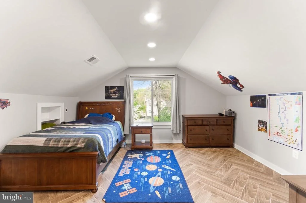 Photo of 4418 GILBERTSON ROAD