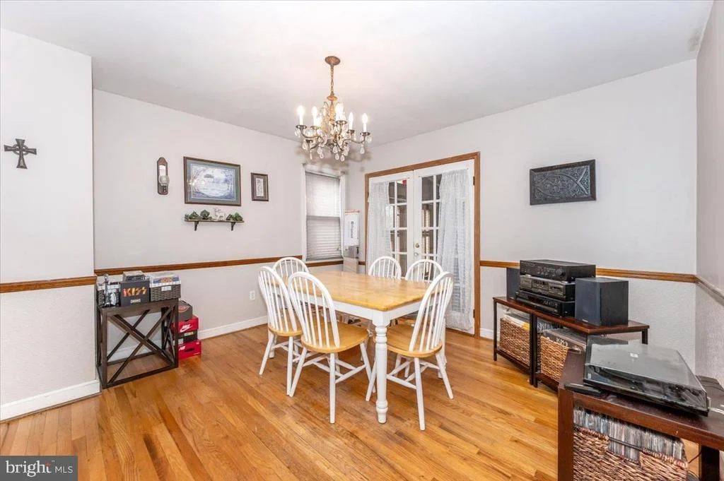 Photo of 239 DEVONSHIRE ROAD NE