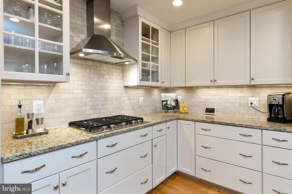 Photo of 3917 KING ARTHUR ROAD