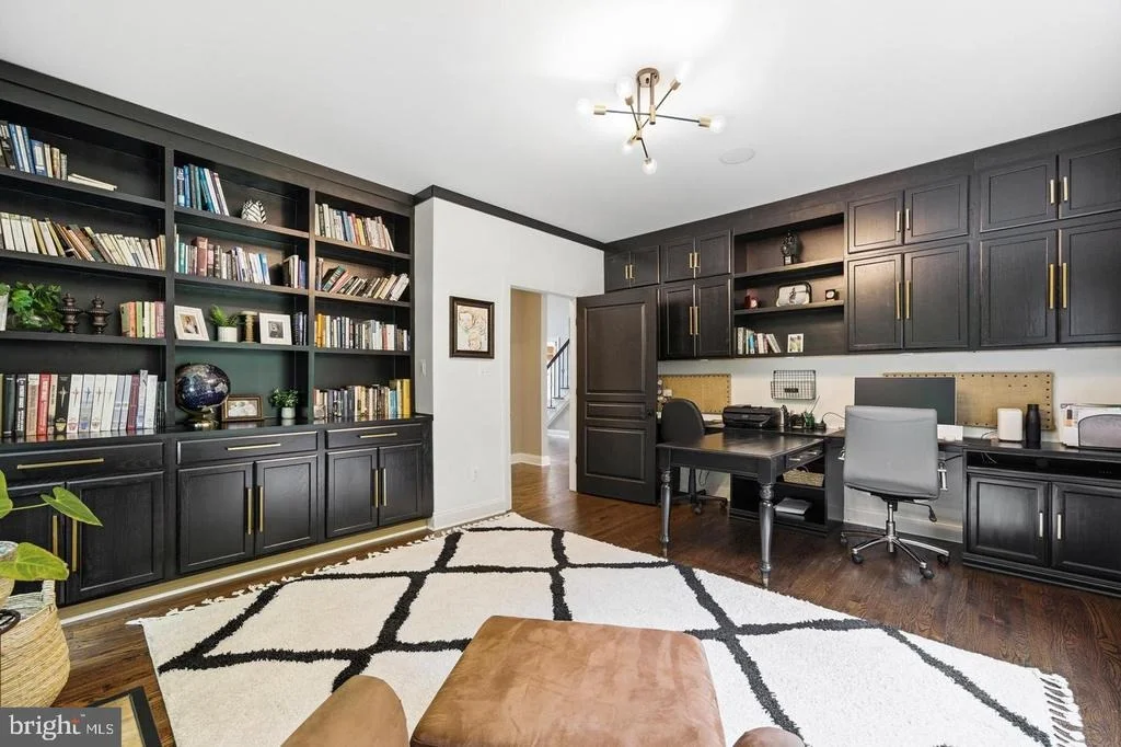 Photo of 3820 LEAFCREST COURT