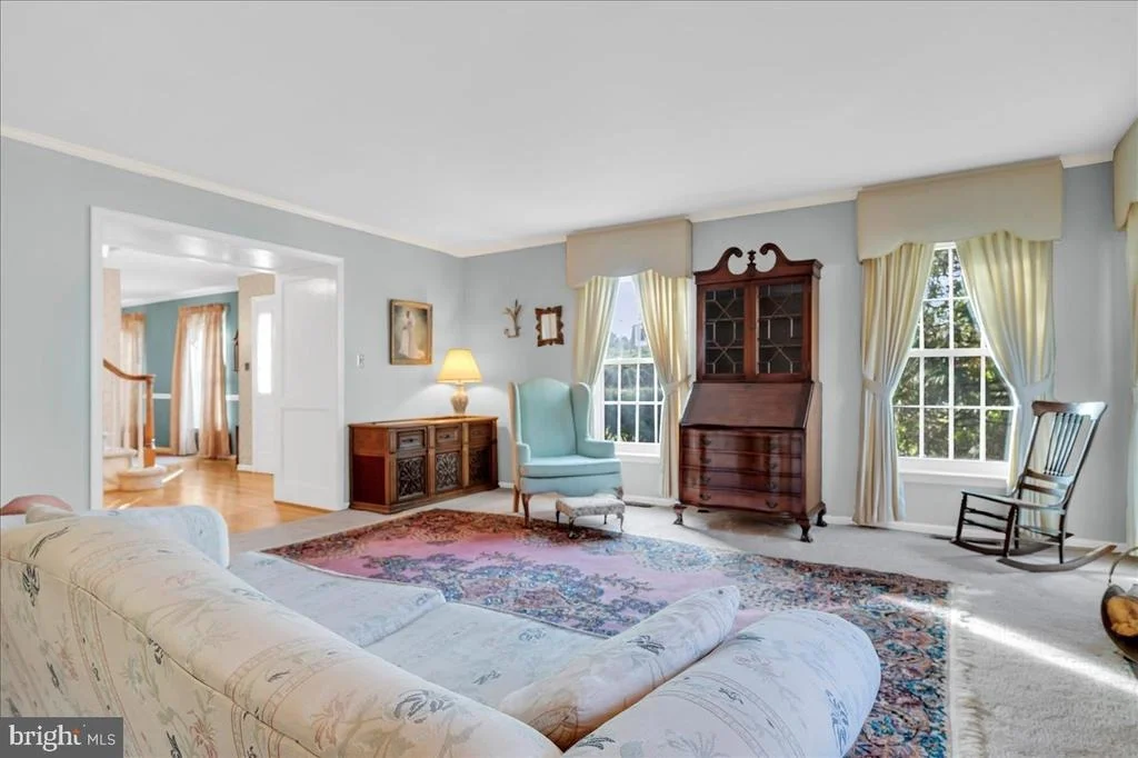 Photo of 47 TENBY CHASE DRIVE