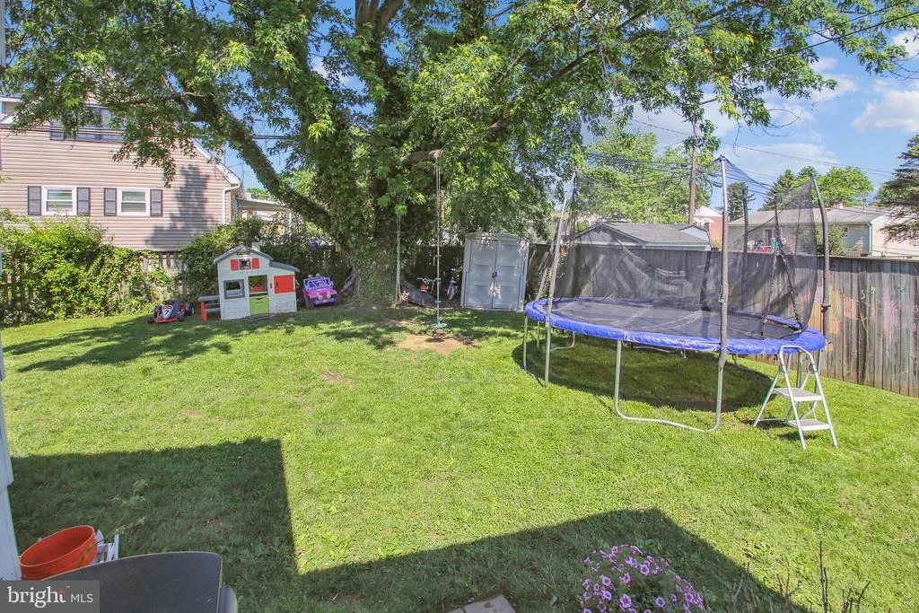 Photo of 6106 DEERBROOK ROAD