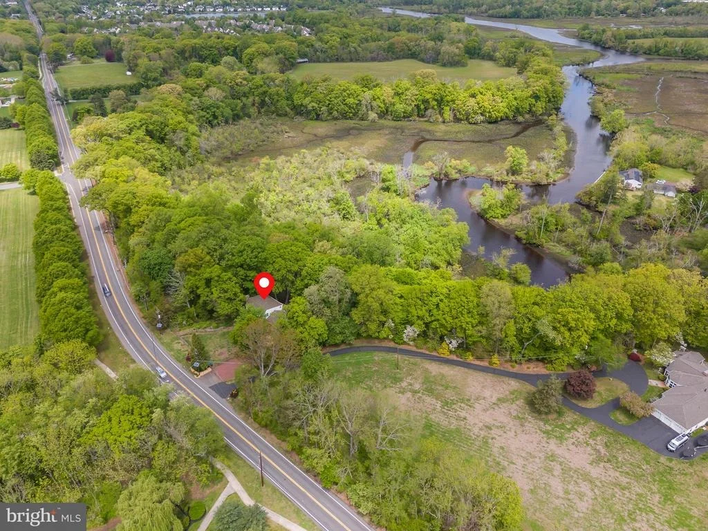 Photo of 42 CREEK ROAD
