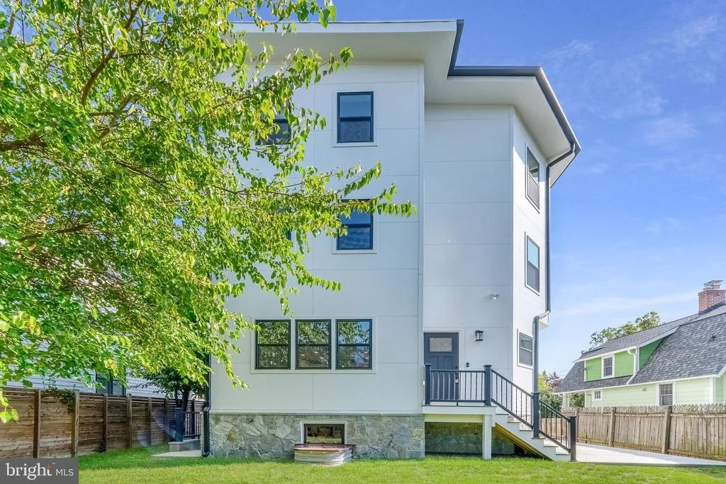 Photo of 258 N BARTON STREET