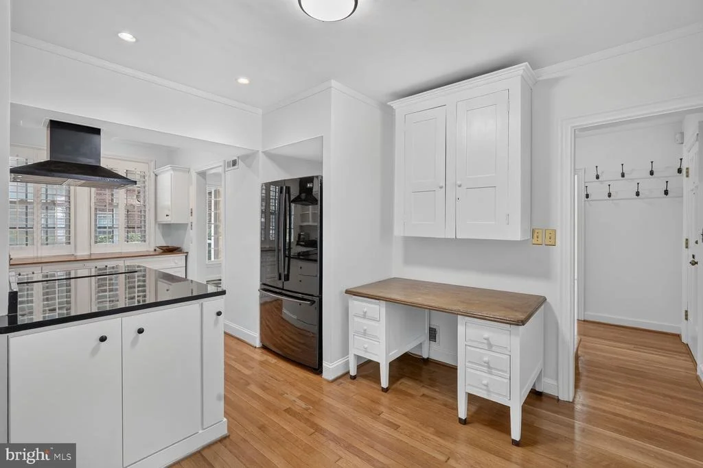 Photo of 8201 LARRY PLACE