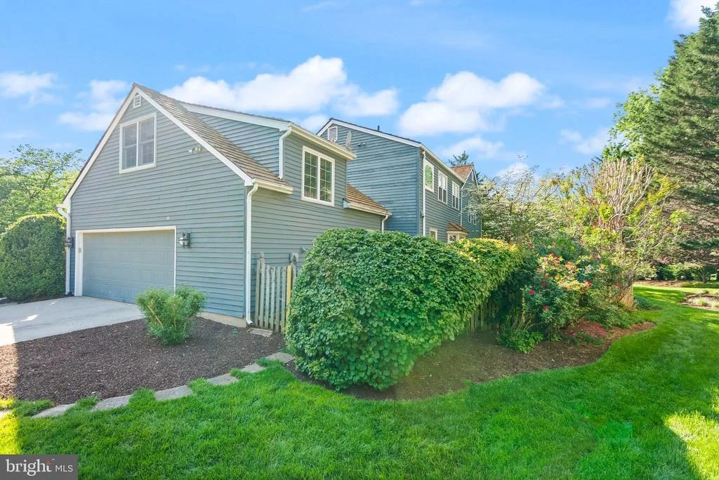 Photo of 6354 CHOWNING PLACE
