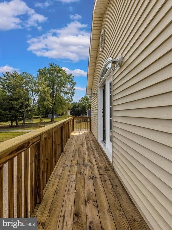 Photo of 1589 SMILEY DRIVE