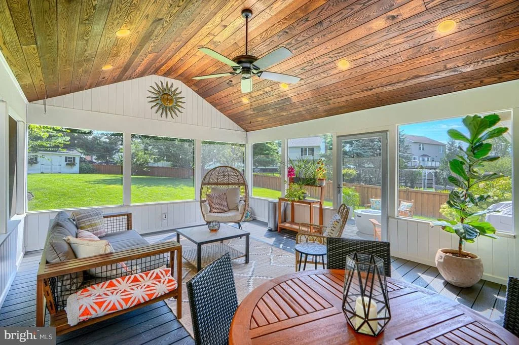 Photo of 1004 PEPPARD DRIVE