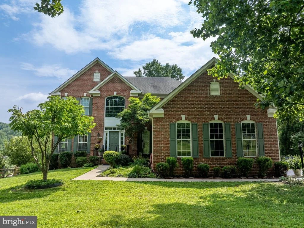 Photo of 13215 FALLS ROAD
