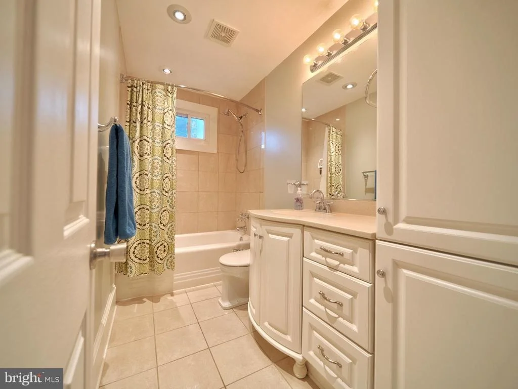 Photo of 102 BETH ROAD