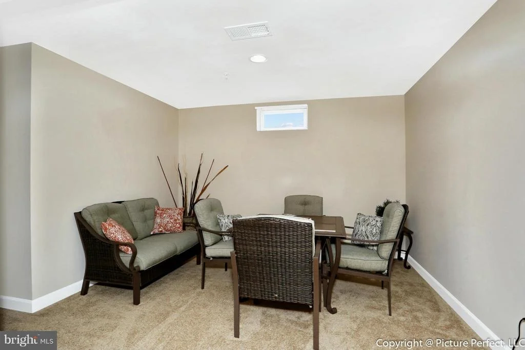 Photo of 140 SUNLIGHT COURT