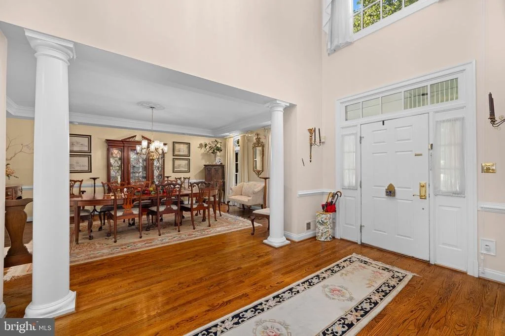 Photo of 897 CHINQUAPIN ROAD