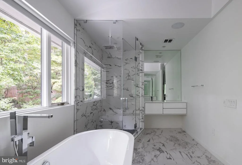 Photo of 6016 CHESTERBROOK ROAD