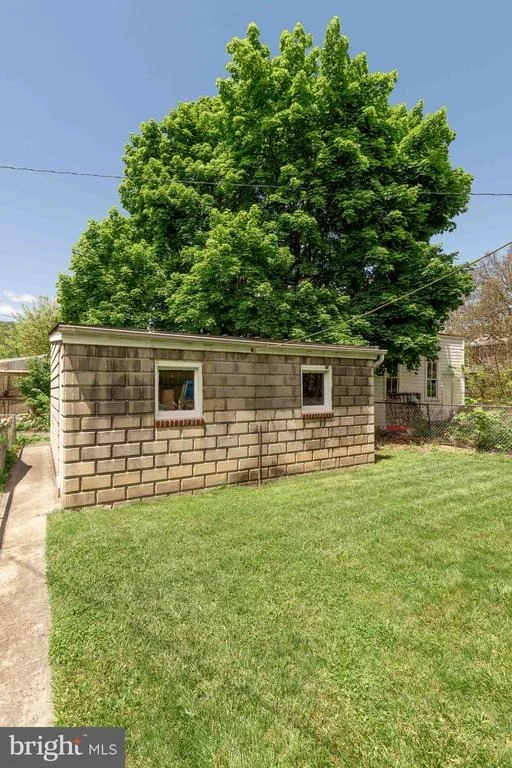 Photo of 314 PULASKI STREET