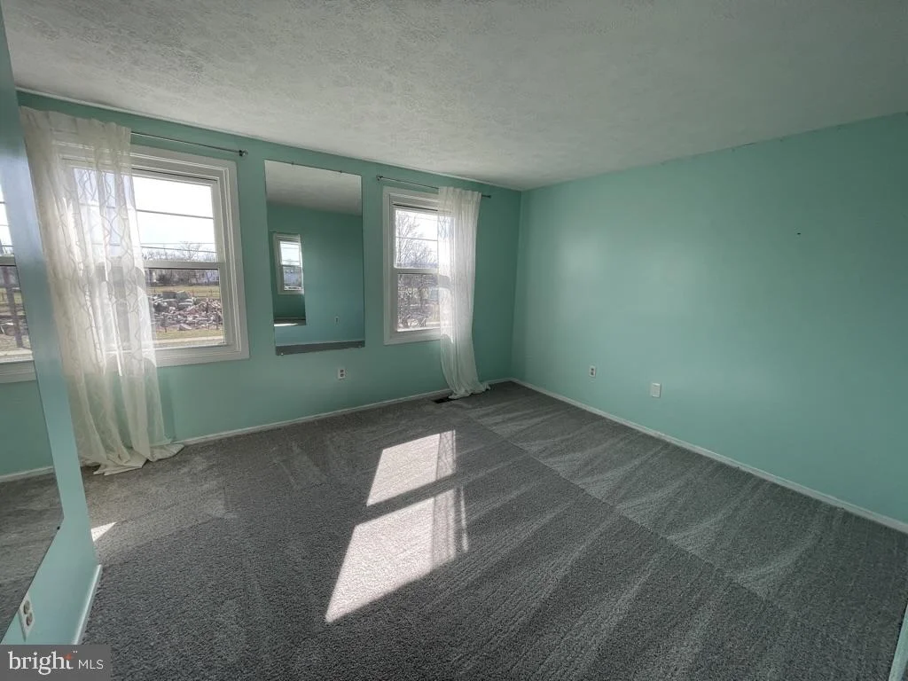 Photo of 1341 BUTTERFLY LANE