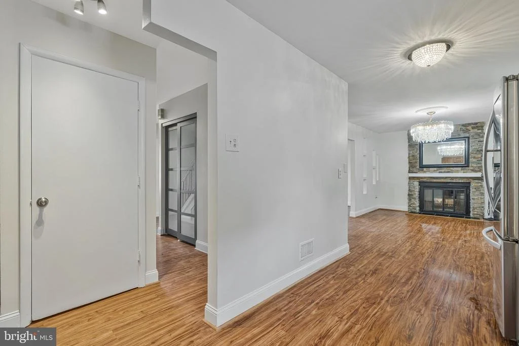 Photo of 1107 TREESIDE LANE