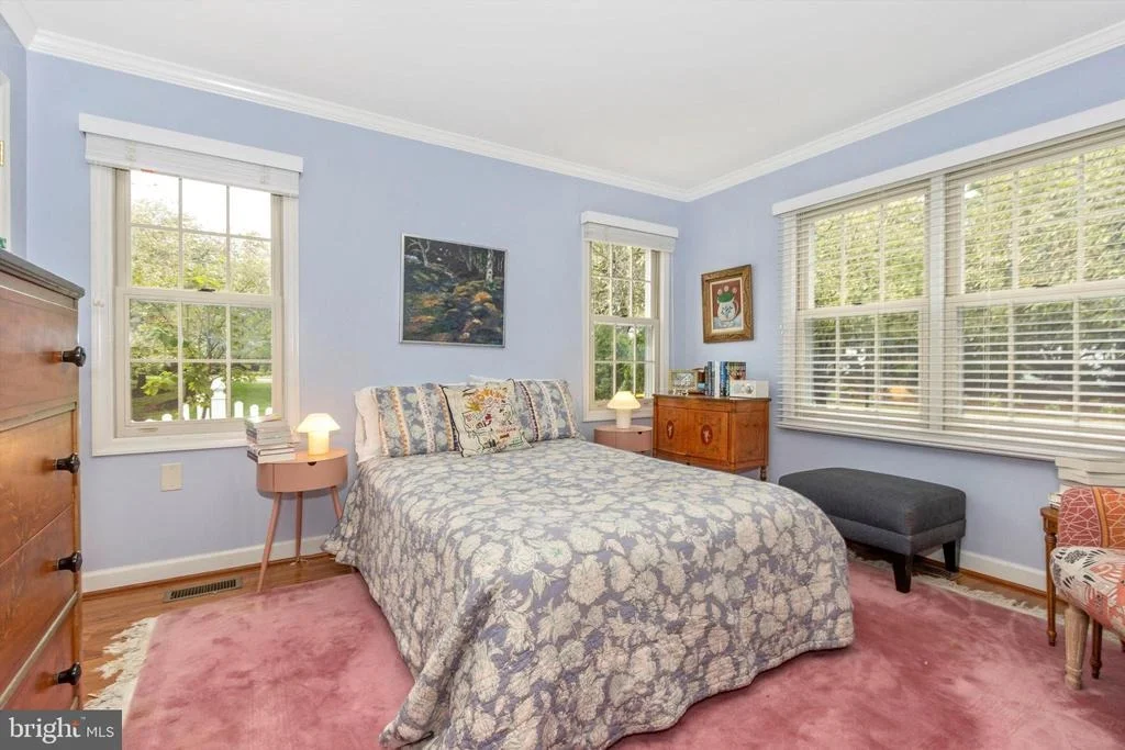 Photo of 833 DUNBROOKE COURT