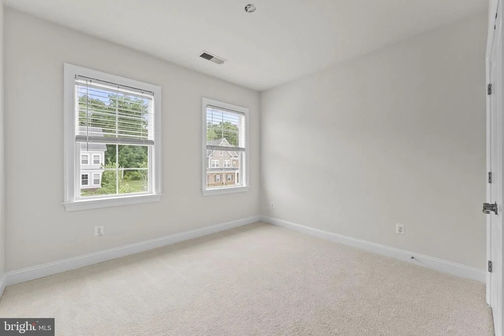 Photo of 23754 KILKERRAN DRIVE