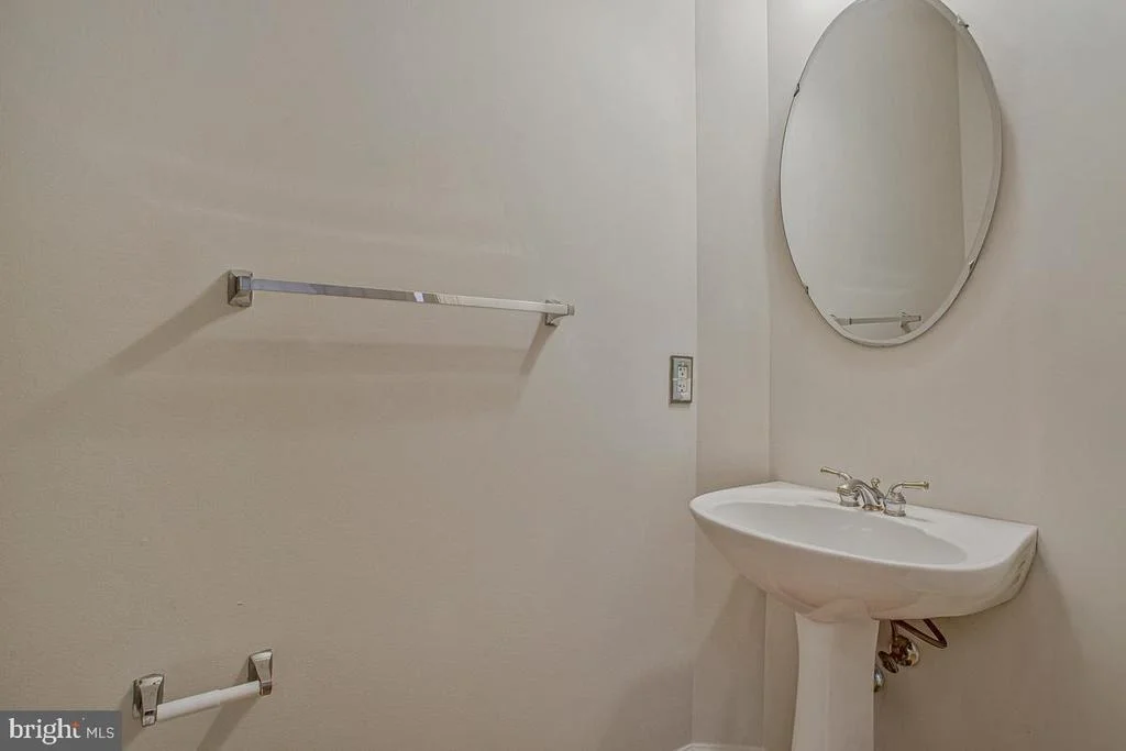 Photo of 2310 NICOL CIRCLE