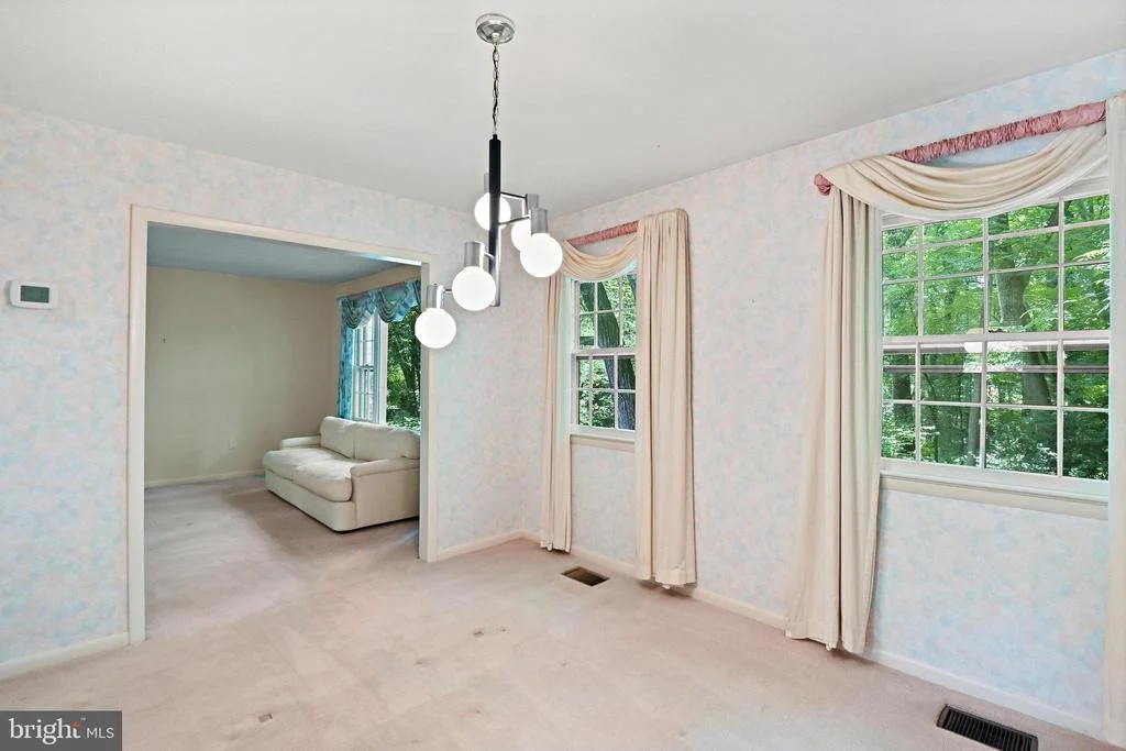 Photo of 3142 SEARSMONT PLACE