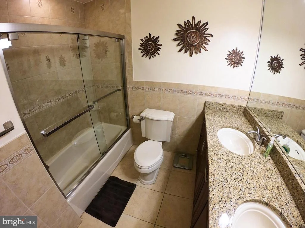 Photo of 14001 BETHPAGE LANE