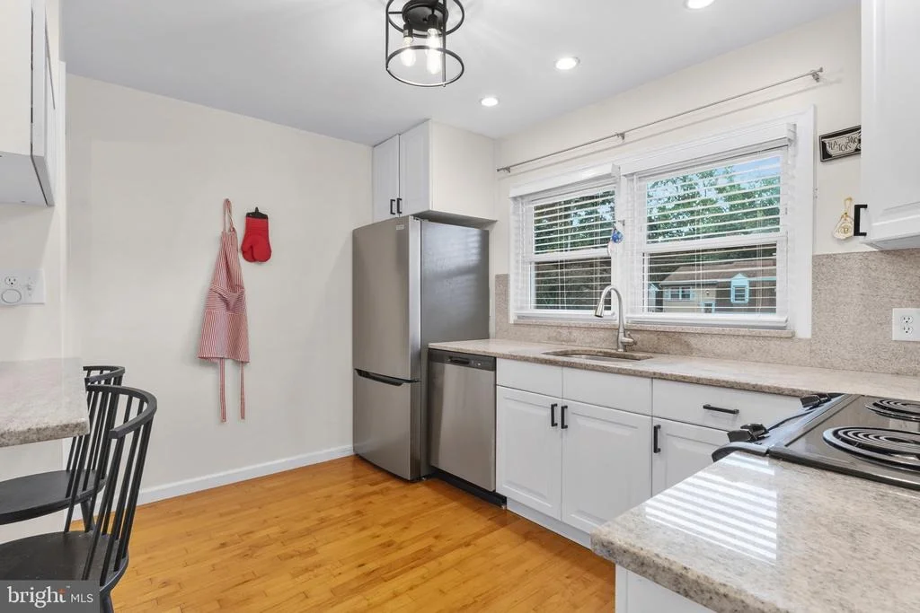Photo of 866 CHESTNUT TREE DRIVE