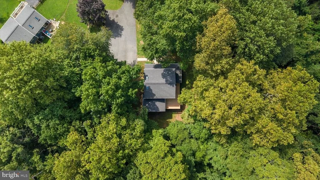 Photo of 1934 WOODED TRACE ROAD