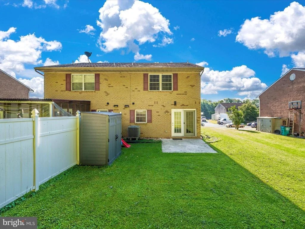 Photo of 10116 SAINT GEORGE CIRCLE