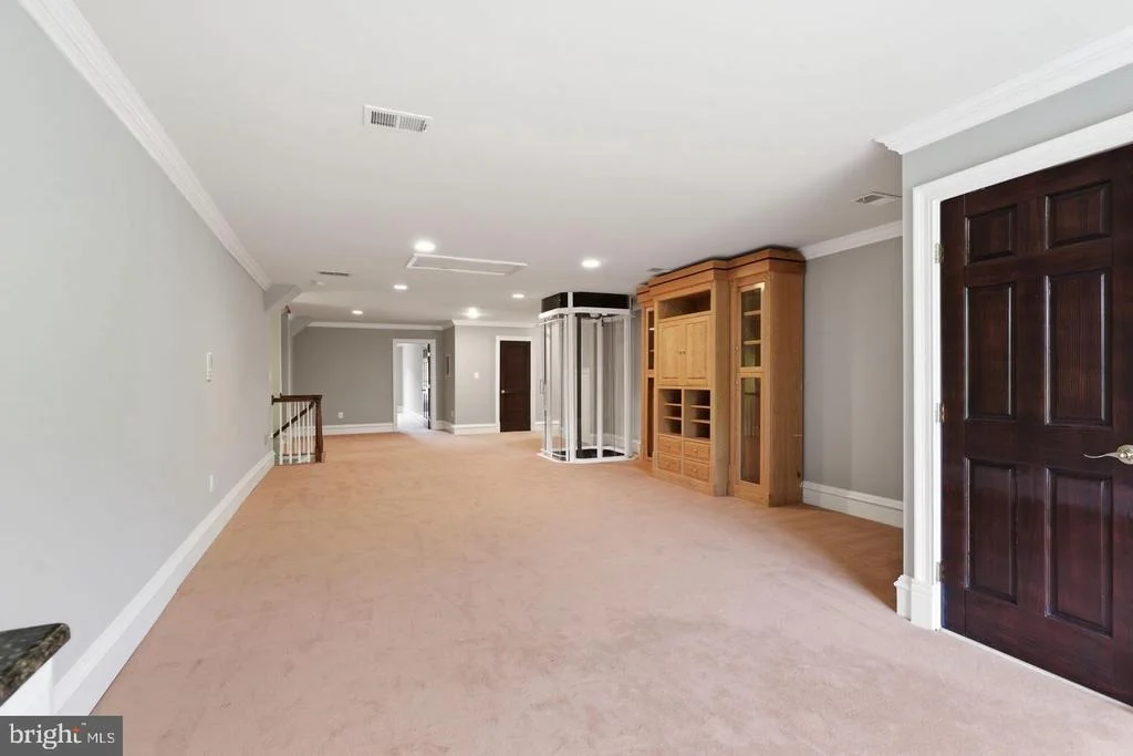 Photo of 8813 OAK LEAF DRIVE
