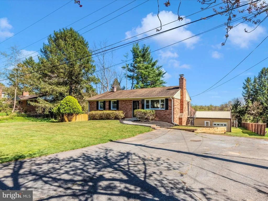 Photo of 15224 GANLEY ROAD