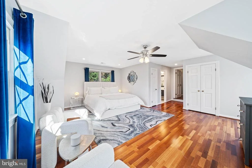 Photo of 15304 WATERGATE ROAD