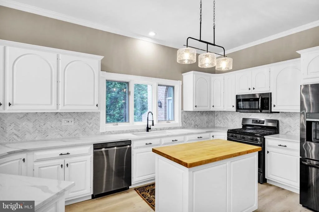 Photo of 161 HECKMAN ROAD