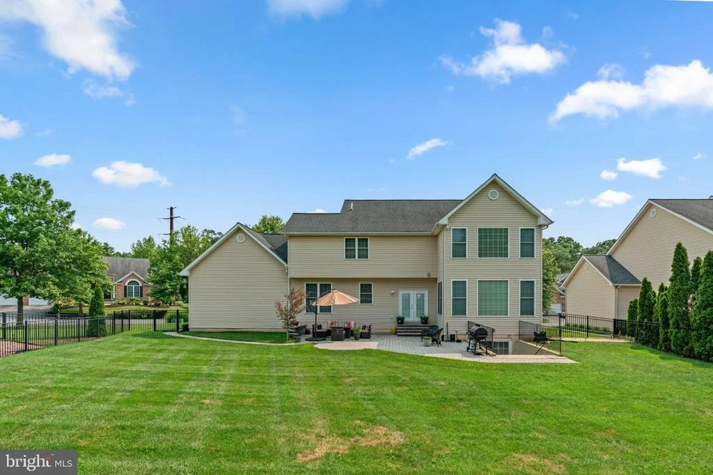 Photo of 439 UNIVERSITY DRIVE