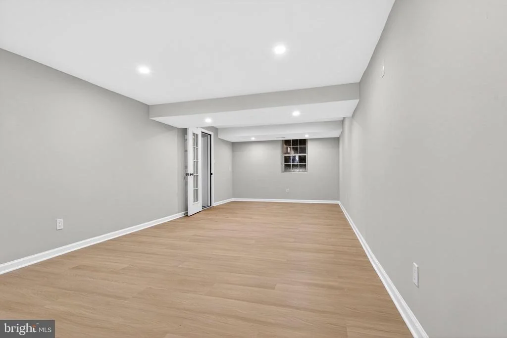 Photo of 9312 FOX RUN DRIVE