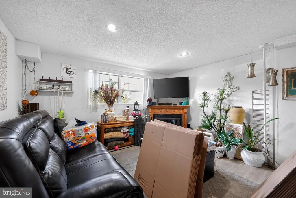 Photo of 401 MELVIN AVENUE
