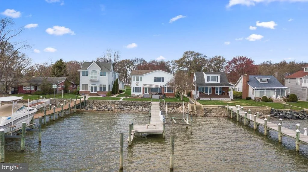 Photo of 3621 BAY DRIVE