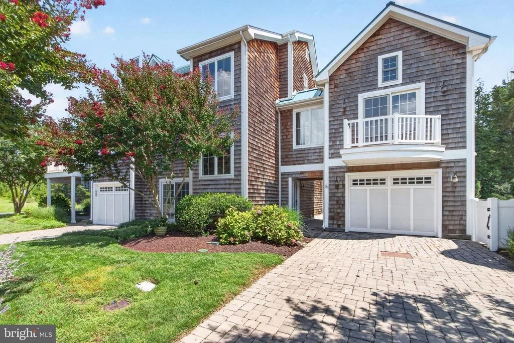 Photo of 54 SURF AVENUE