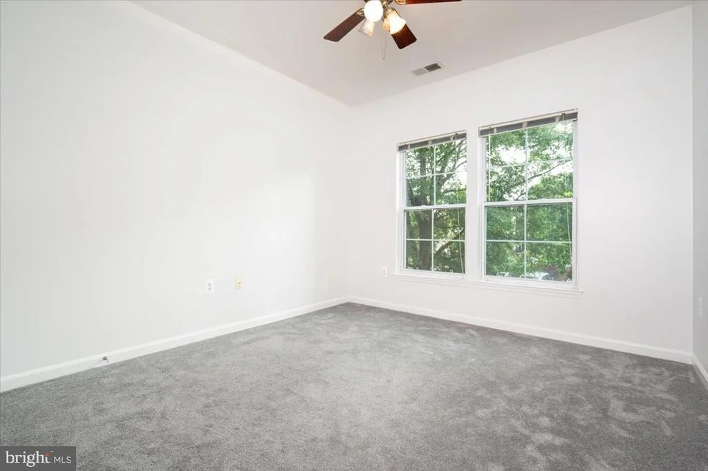 Photo of Unit 921 at 921 SPINNAKER WAY