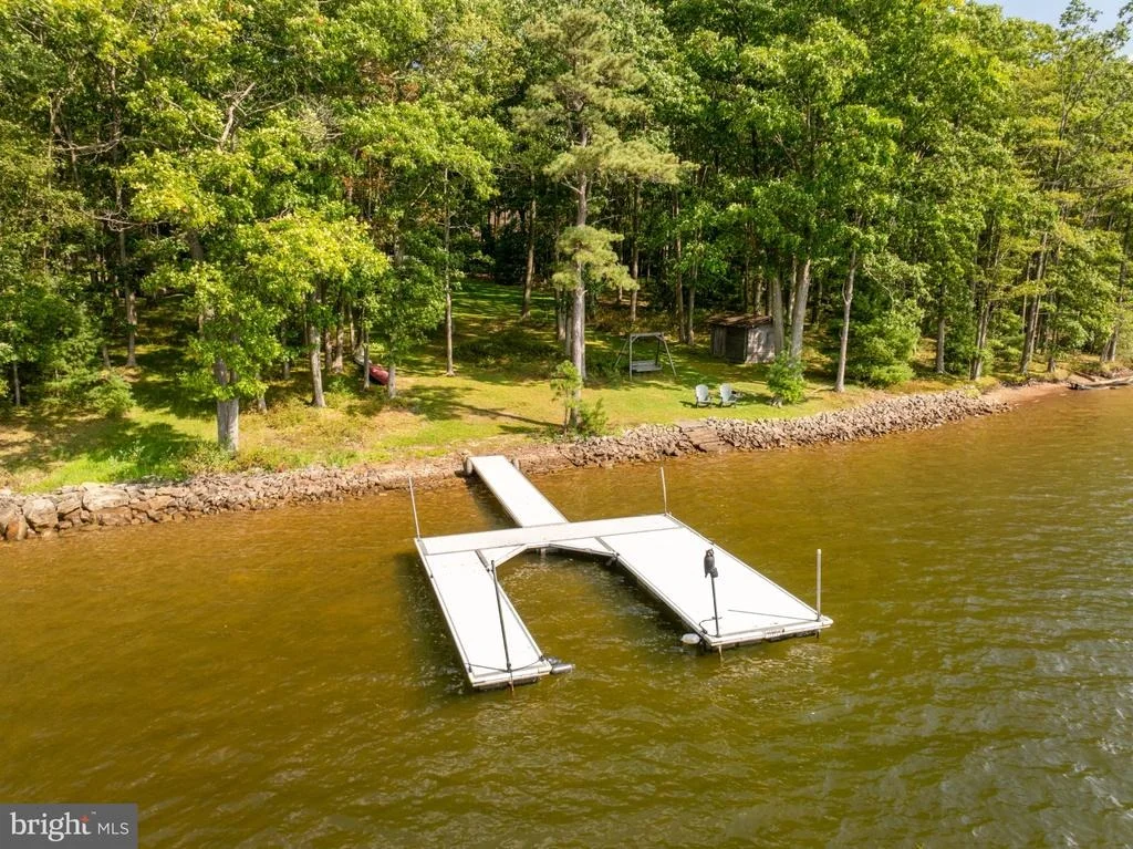 Photo of 1677 SHORELINE DRIVE