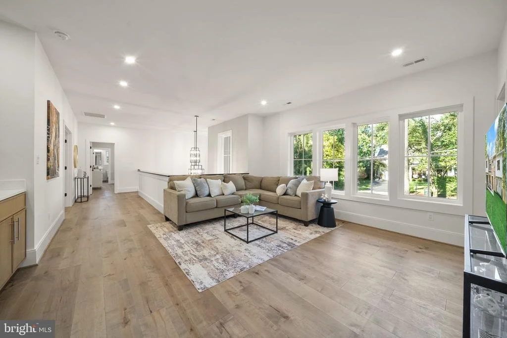 Photo of 8615 ACORN CIRCLE