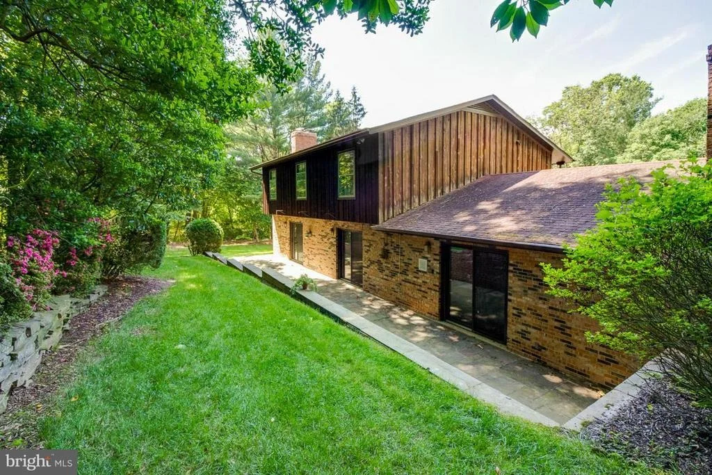 Photo of 6033 CHESTERBROOK ROAD
