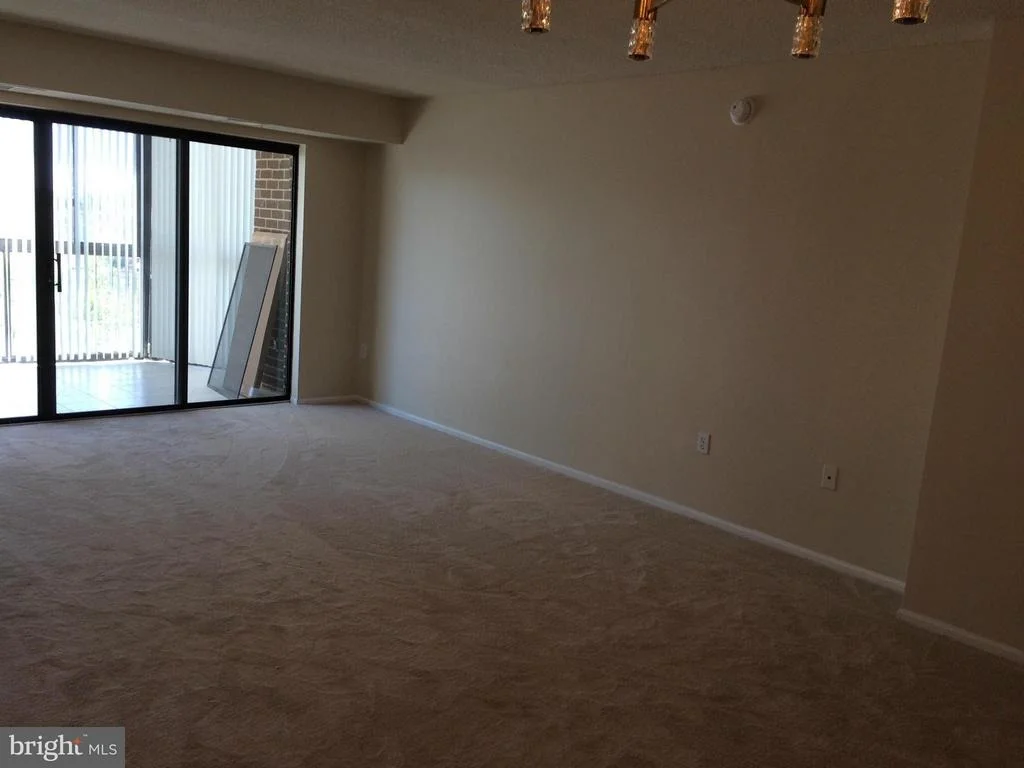 Photo of Unit 21005 at 15107 INTERLACHEN DRIVE
