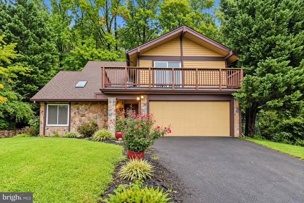 Photo of 7818 MULBERRY BOTTOM LANE