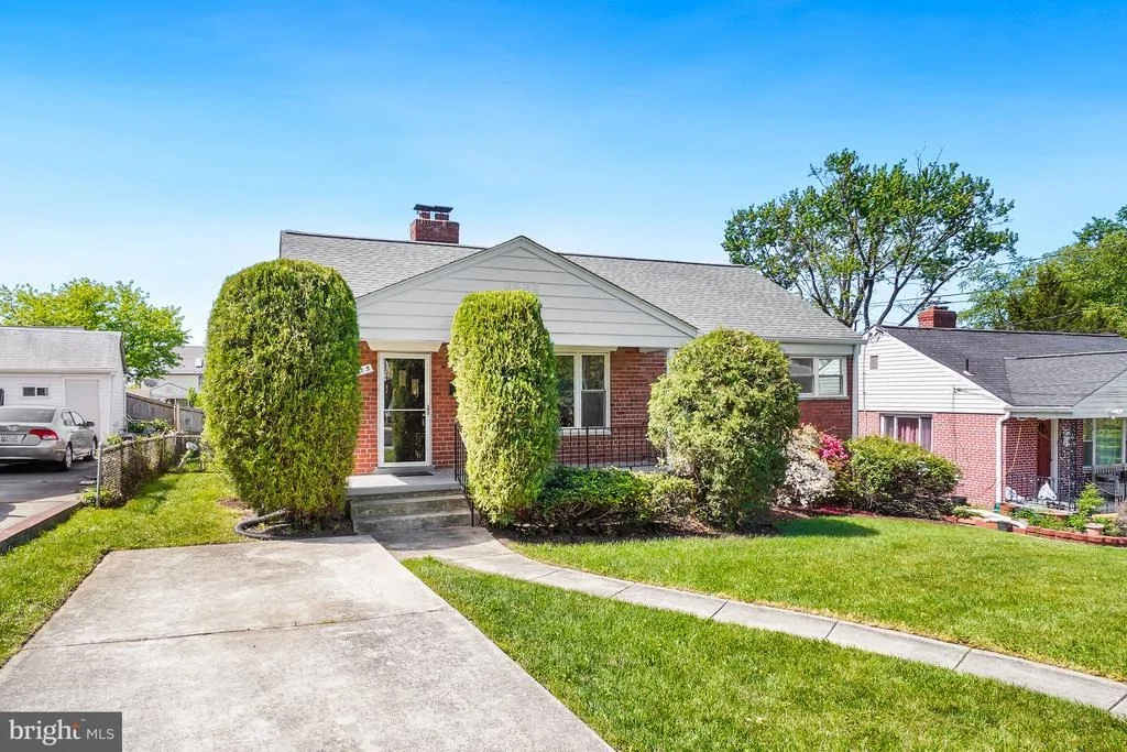 Photo of 1615 PARHAM PLACE