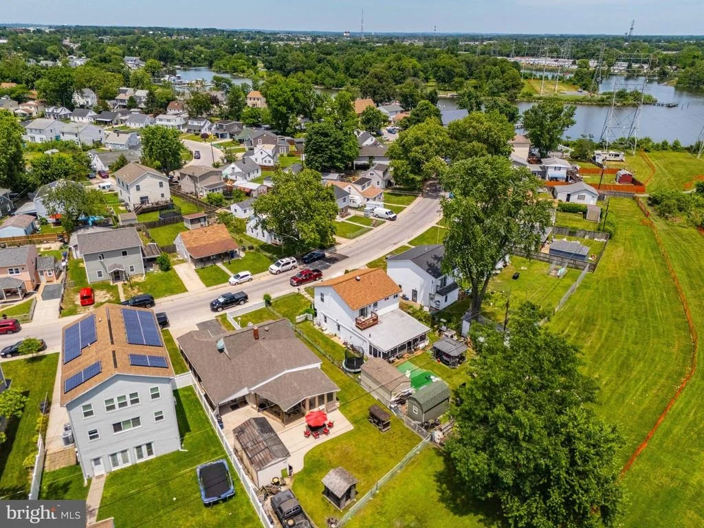 Photo of 7813 FAIRGREEN ROAD